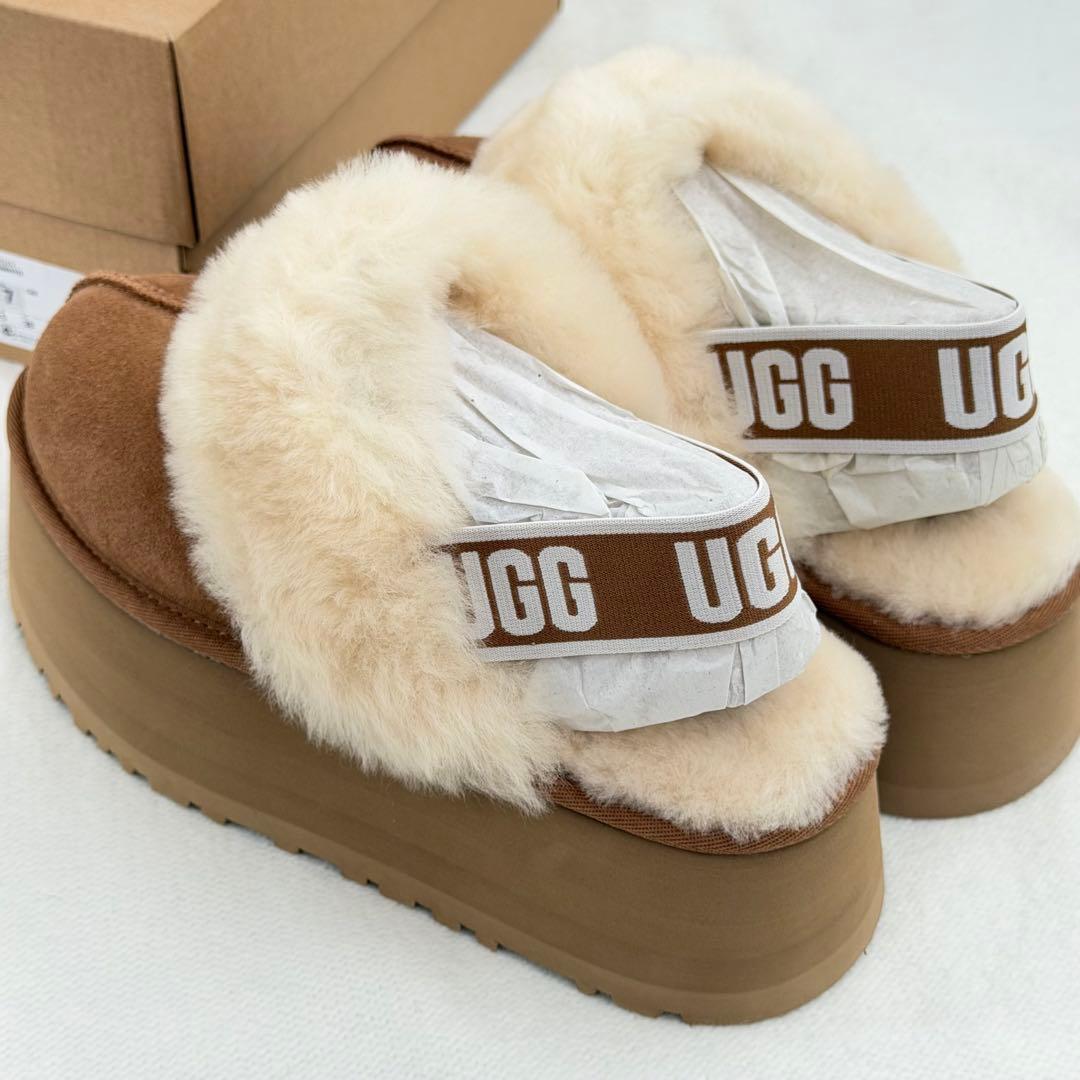 【UGG】 ファンケット＊24.0＊厚底ファーサンダル＊US正規品新品