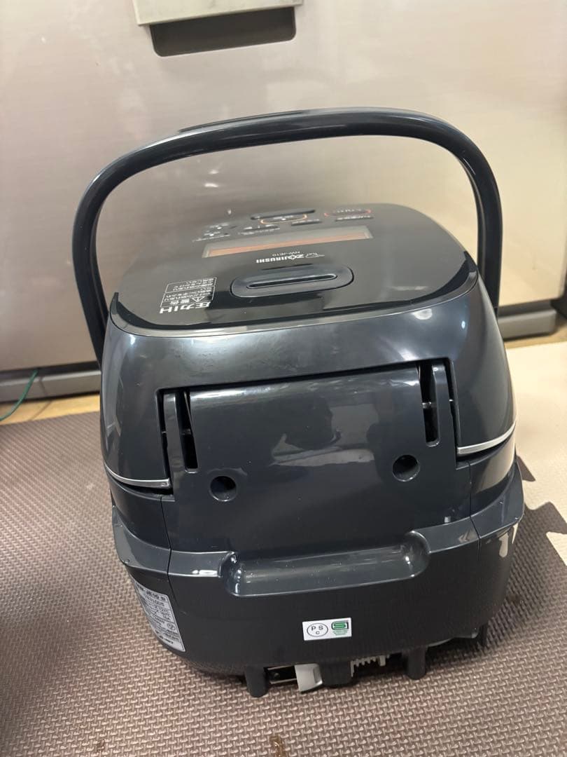 炊飯器　NW-JE10-BA [5.5合 /圧力IH] 2023 年製