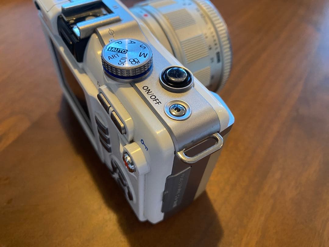 OLYMPUS E-PL1 14-42mmレンズキット