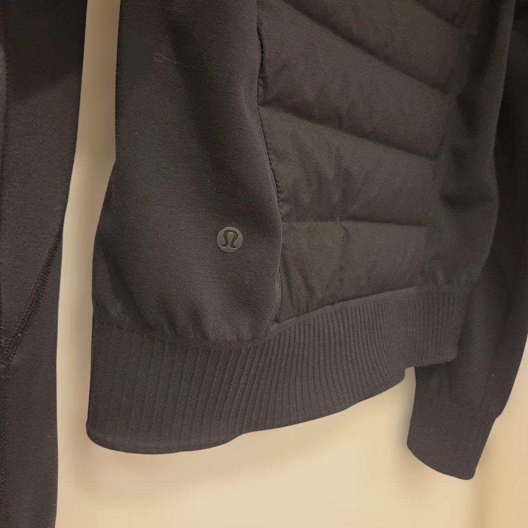 ルルレモン　Down AndAround　700ダウンフィルジャケット　4