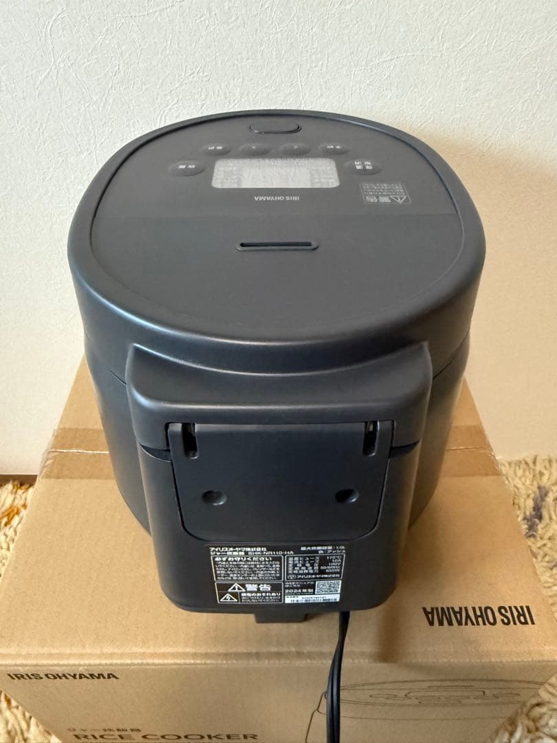 【新品未使用】IRIS OHYAMA 炊飯器　2024年式