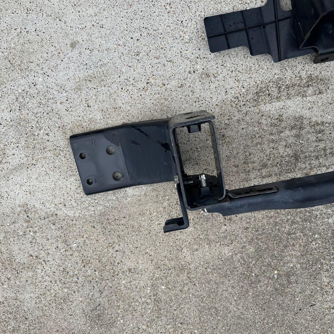 再販ランドクルーザー　GRJ79純正フロントバンパー 一式　送料込み