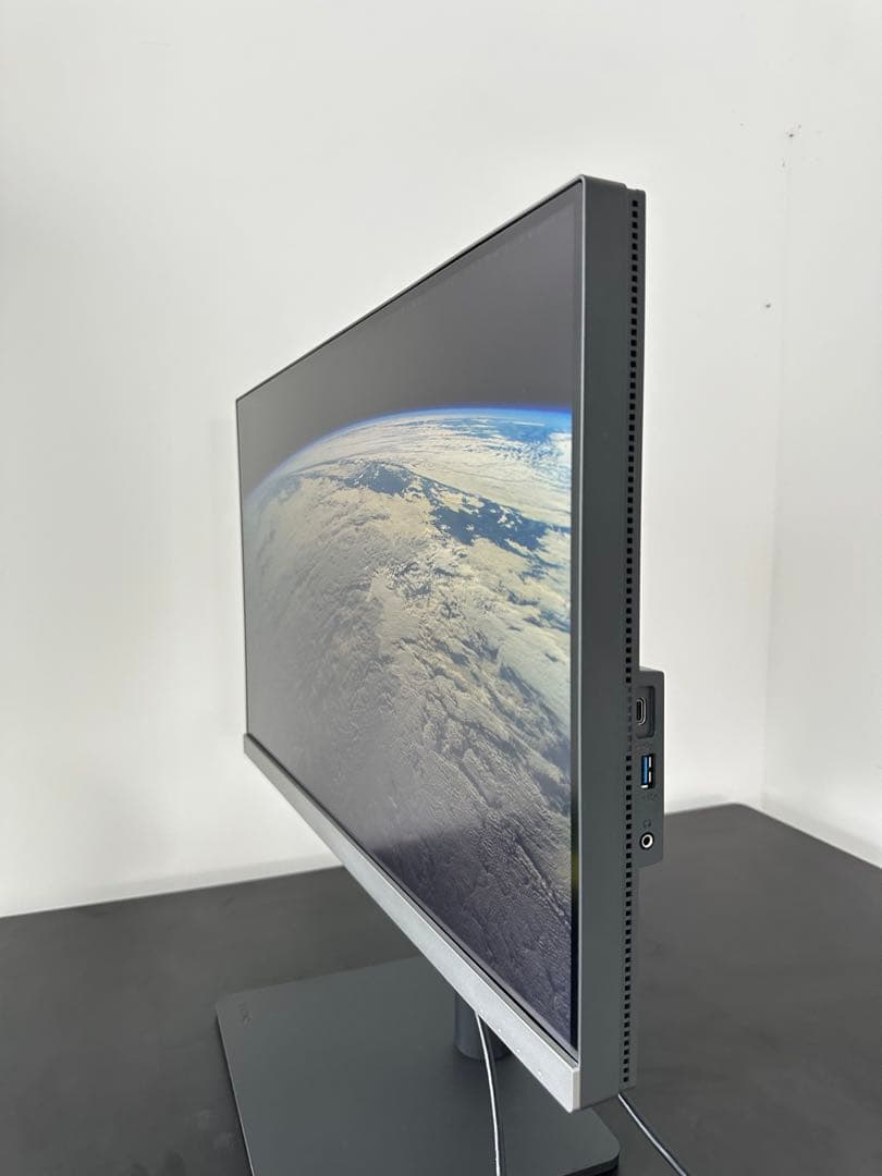 BenQ AQCOLOR PD2706U Mac モニター　4K