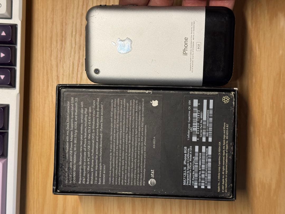 iPhone 2G 箱付属品付き 8GB 第1世代 日本未発売 初代