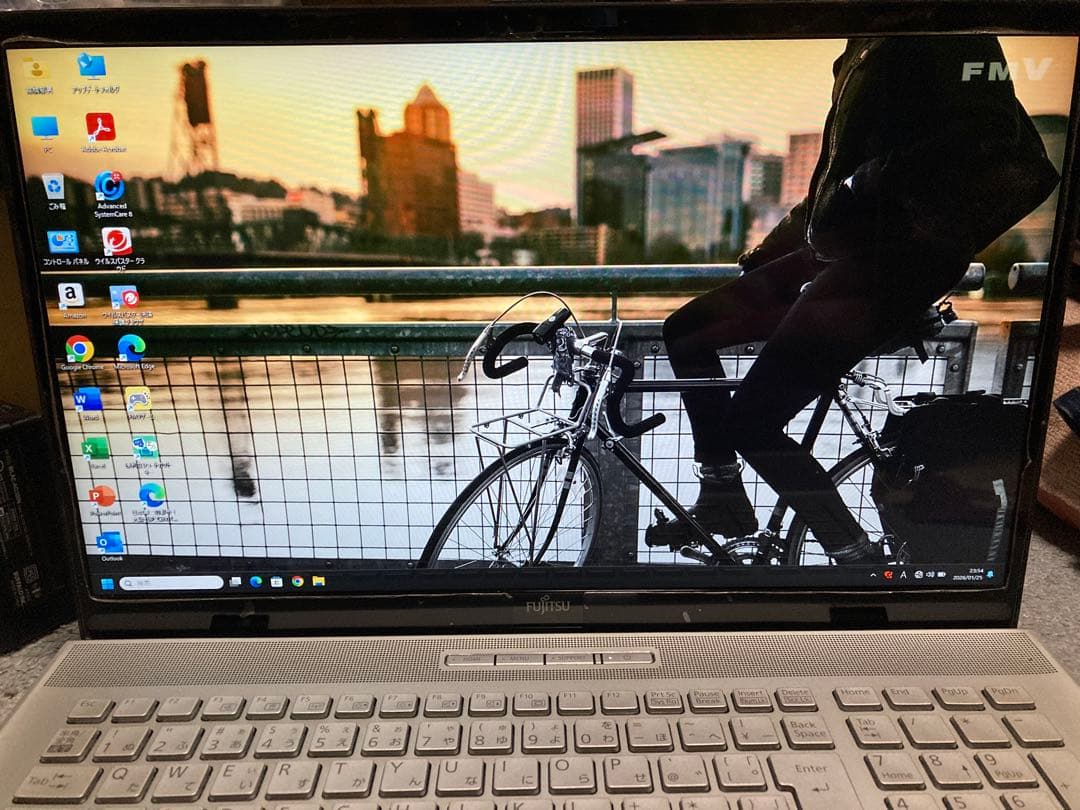 LIFEBOOK NH90/F3 シルバー ノートPC