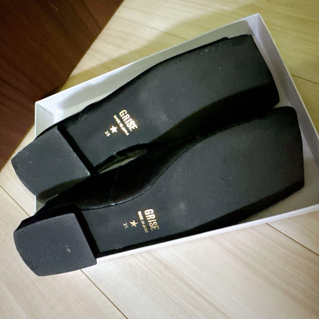 GRISEレザースクエアARTYフラット LE TALON パンプス