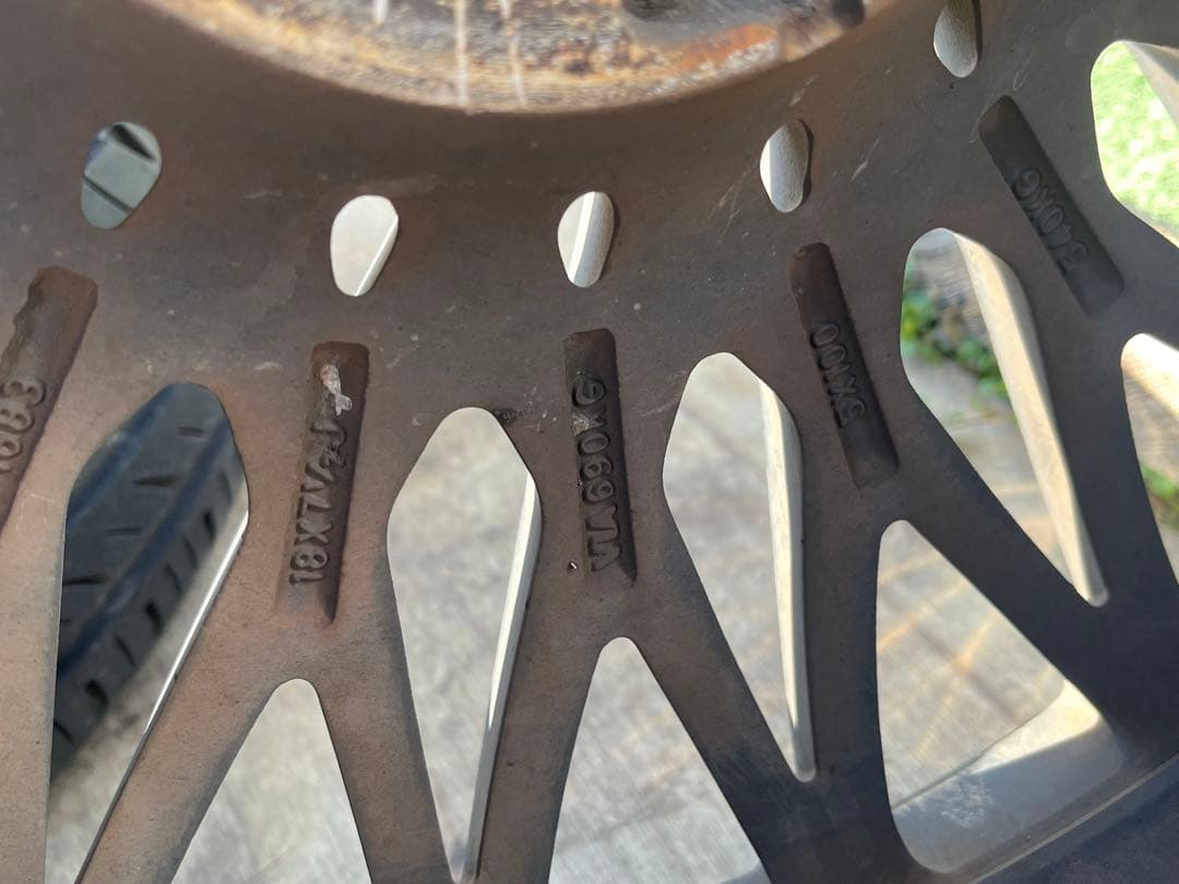 ロクサーニ パヴォーネ 18インチタイヤホイール4本セット中古