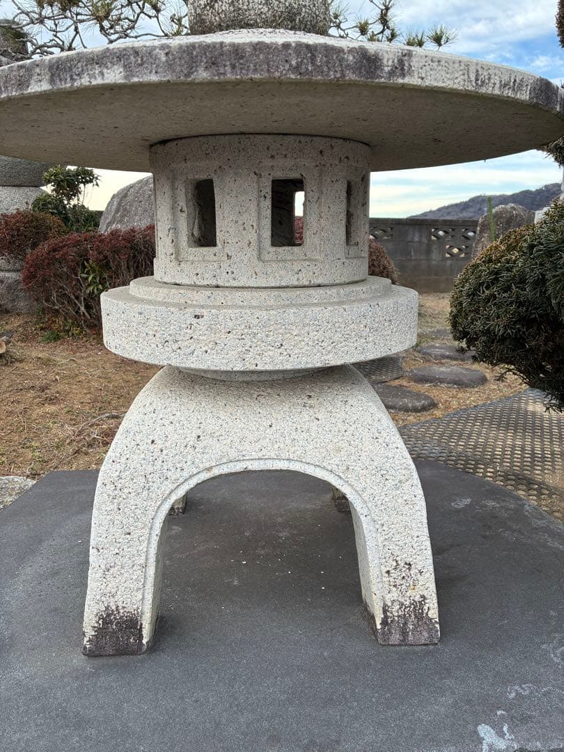 御影石雪見灯籠　庭石　茨城県引き取り！