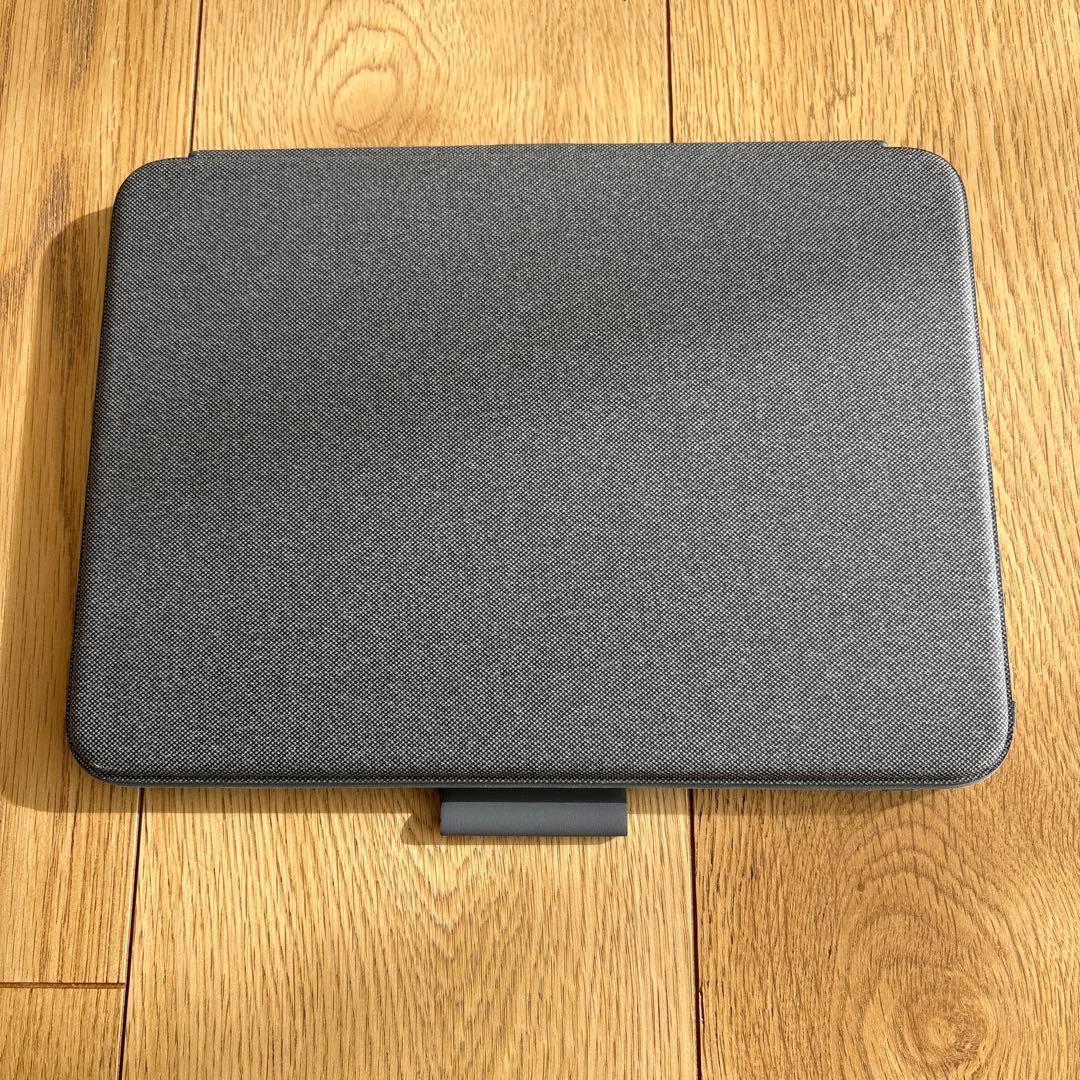 iPadケース　logi COMBO TOUCH グレー