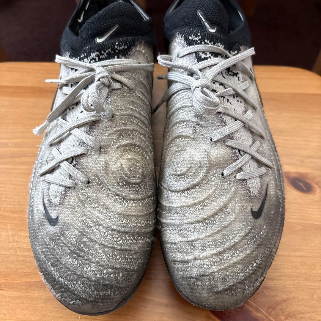 Nike Phantom GT サッカーシューズ グレー