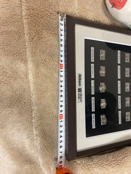 NIKON 『THE HISTORY OF Nikon CAMERAS』木製額