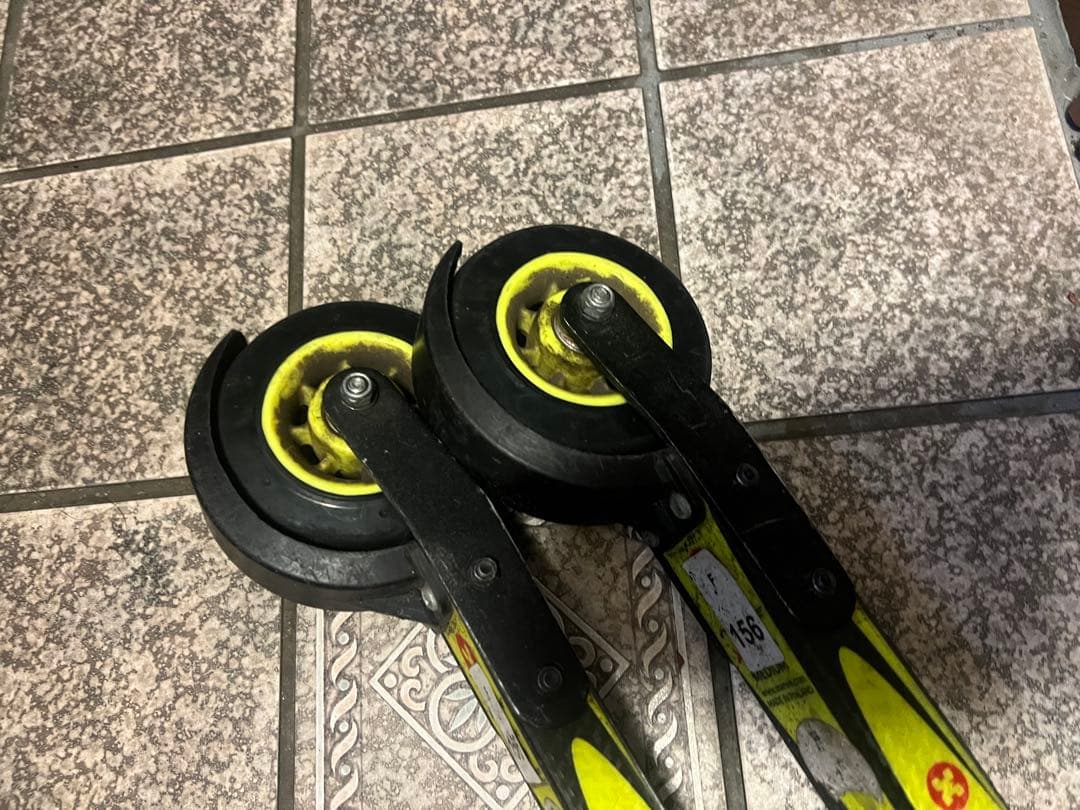 THIKUWADAIJIN マーウィーローラースキーウッド