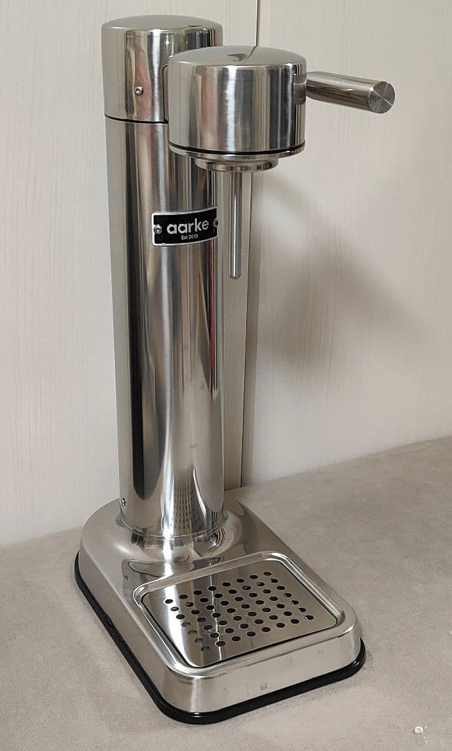 aarke アールケ カーボネーター3 スチールシルバー 交換用シリンダー2本付