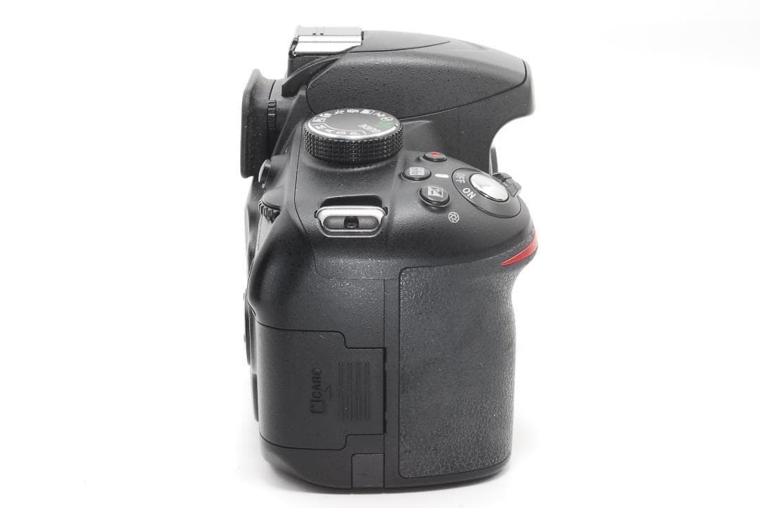 Nikon D3200 標準＋望遠セット【超高画質×ダブルVR】