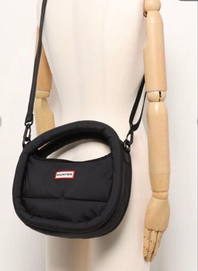HUNTER ブラックホーボーバッグ