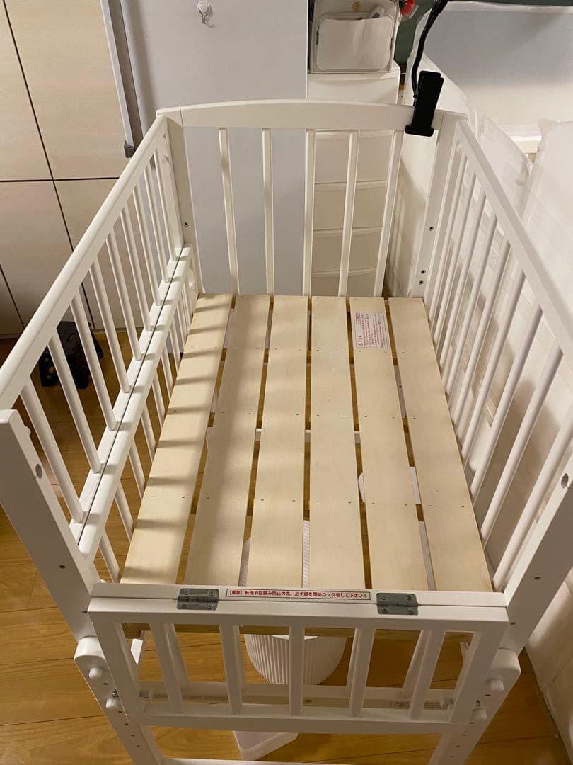 【aki】ベビーベッド 大和屋 ノモック Wドア　ハイ ミニ ホワイト
