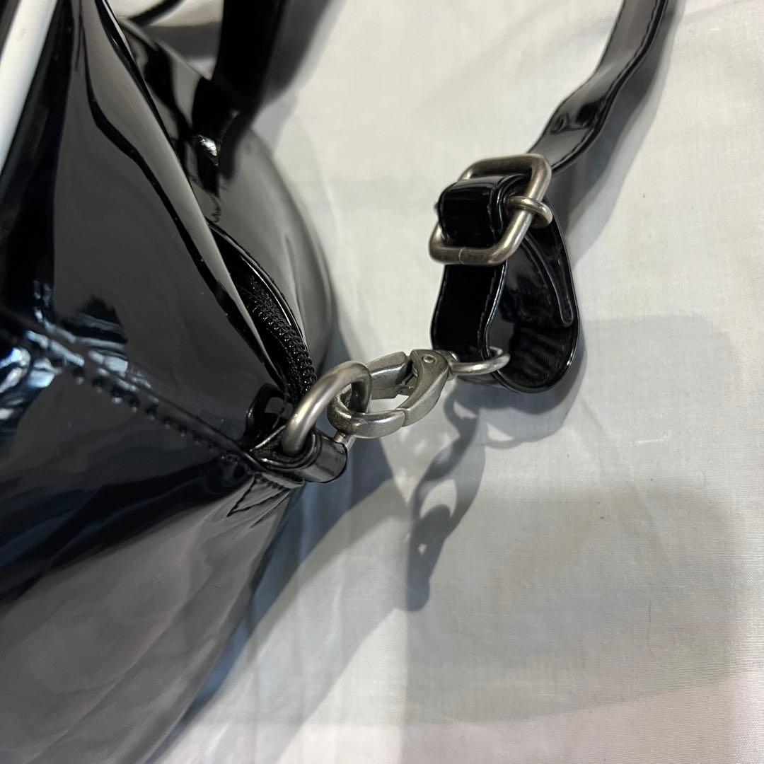 AFB ブラック エナメル ショルダー バッグ A.F.B