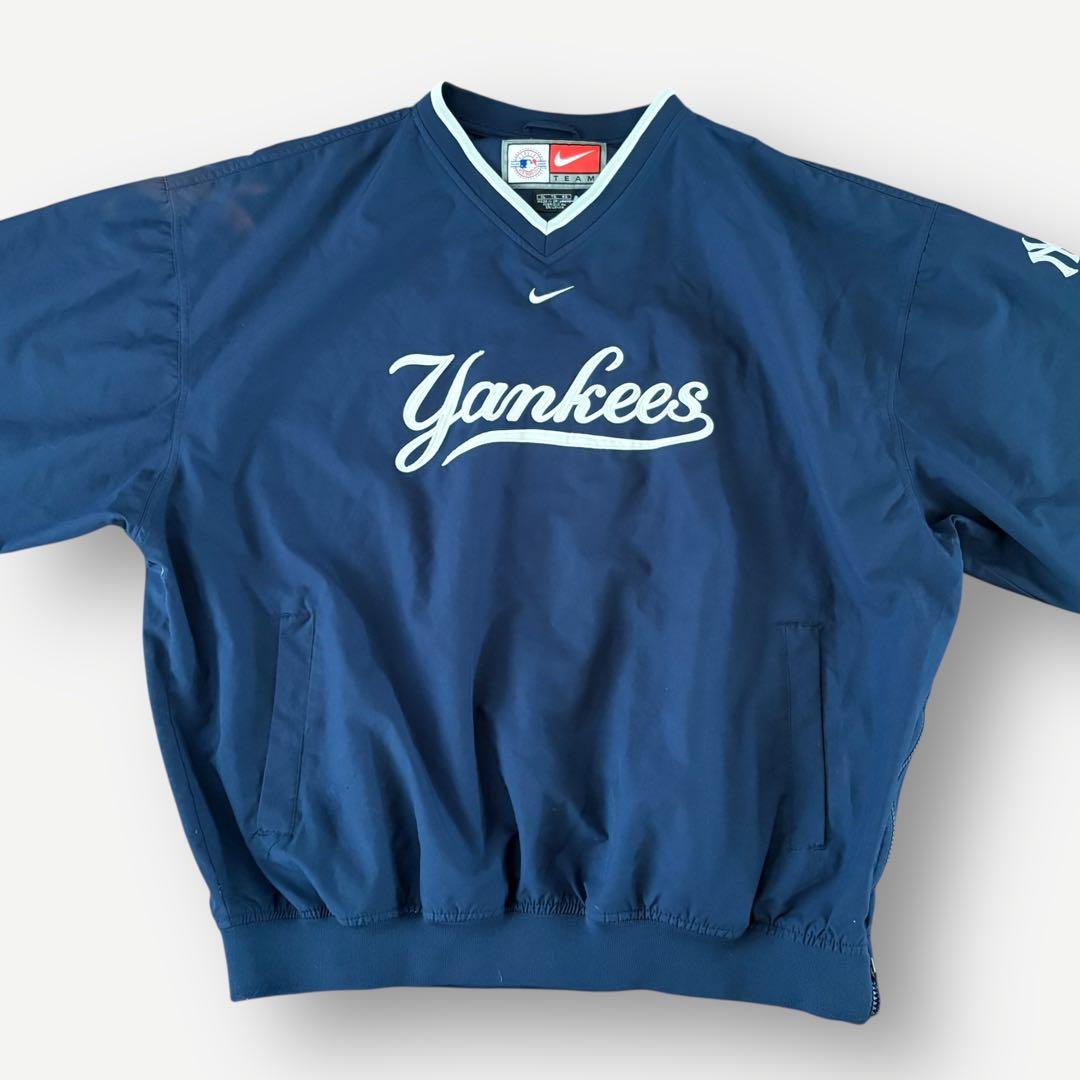 【00s古着】ニューヨークヤンキース　ナイキ製 オフィシャルナイロンプルオーバー