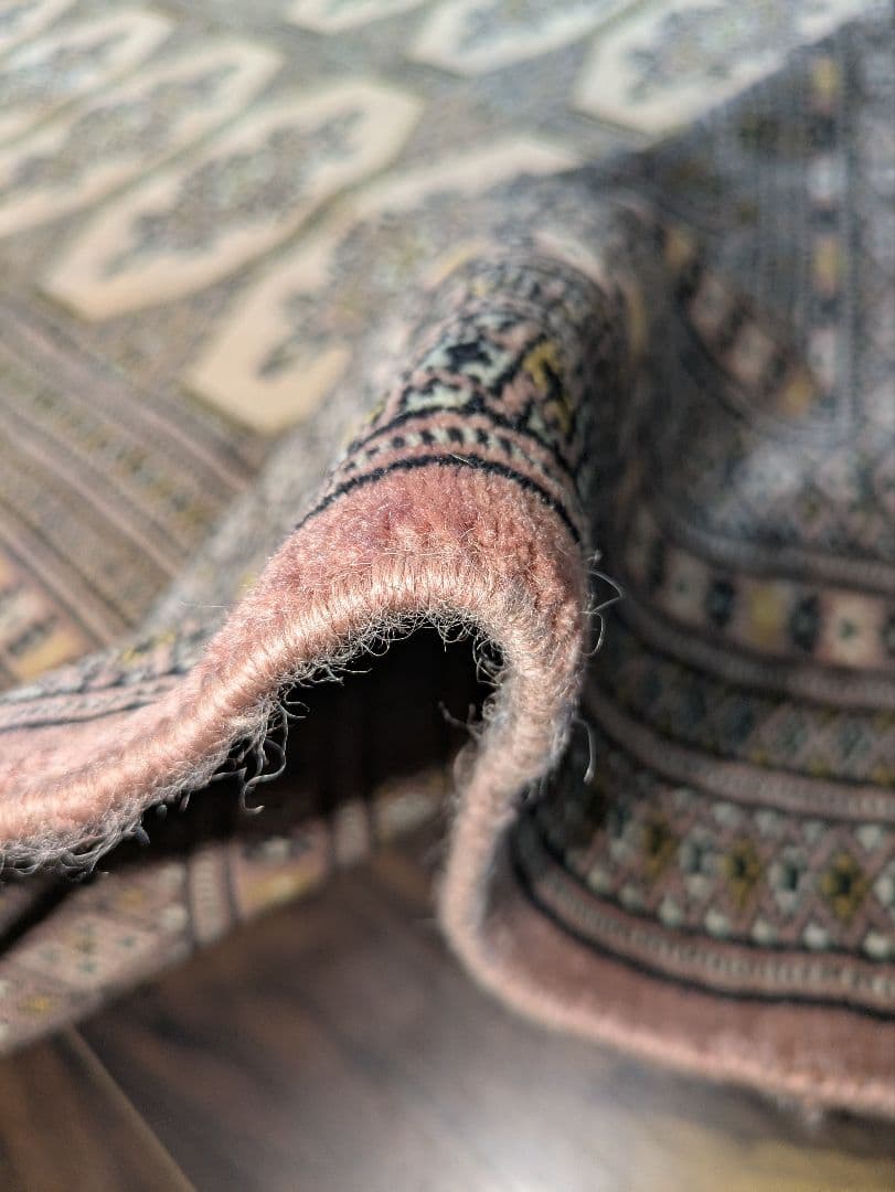 ヴィンテージラグ　トライバルラグ　パキスタン手織絨毯　203.5×119cm