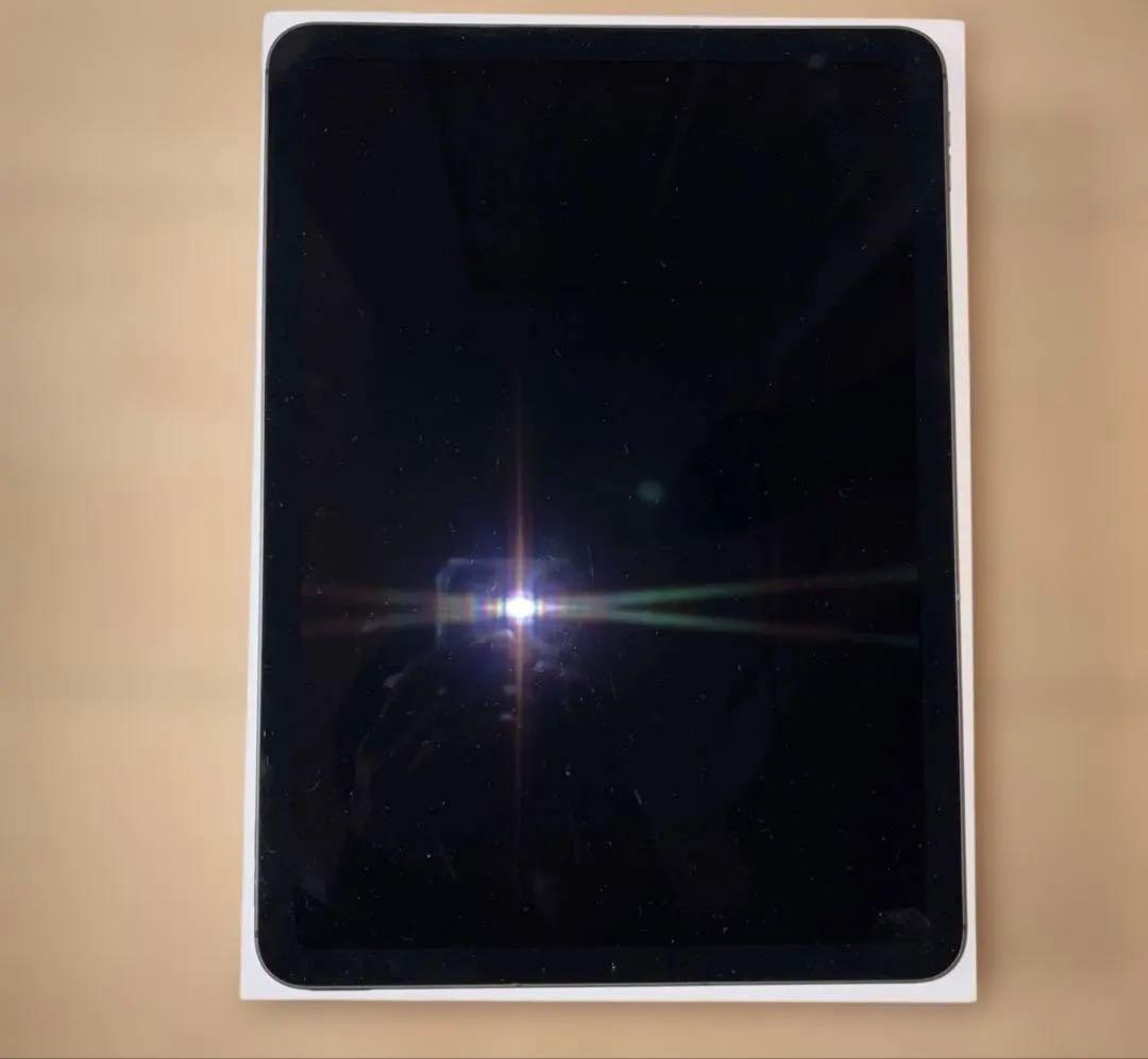 iPad Air 設定上表示100%SIMフリー+ Bluetoothキーボード