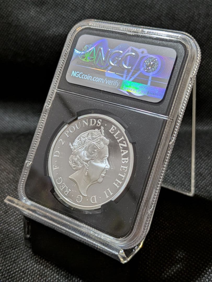 【最高鑑定の英国王立造幣局50周年記念銀貨】2018年英国ツードラゴンズ２ポンド