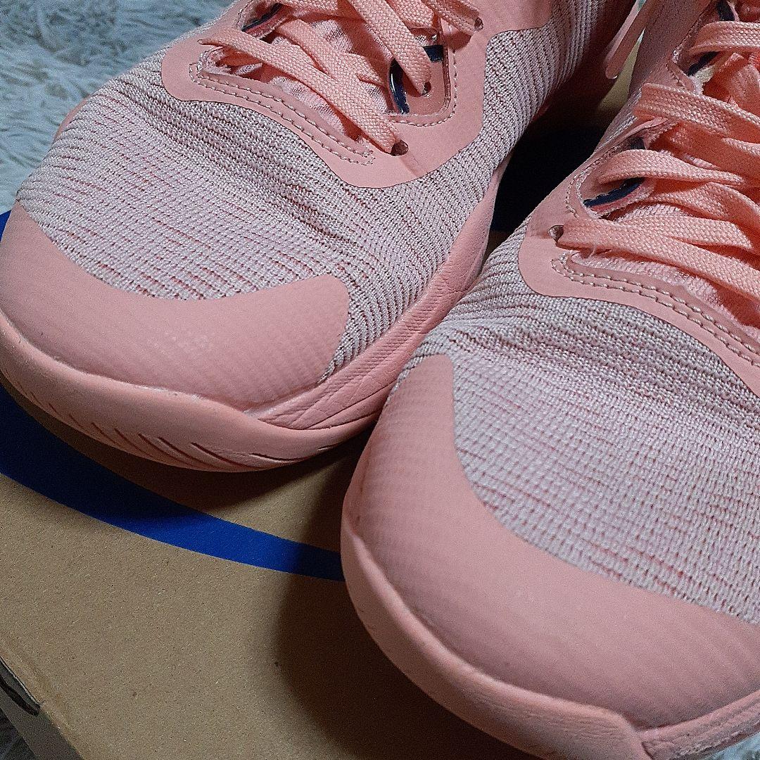 NOVA SURGE3 ピンク　グレープフルーツ　シューズ　バッシュ