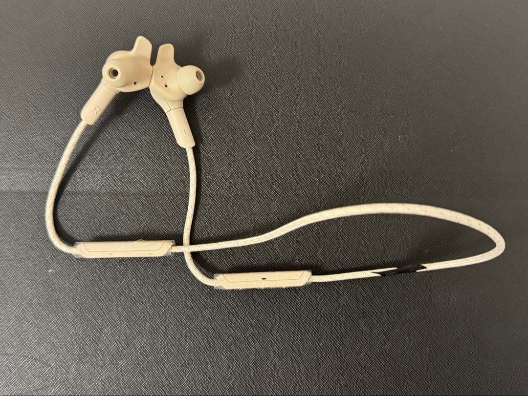 【新品】BANG&OLUFSEN バング&オルフセンBeoplay E6