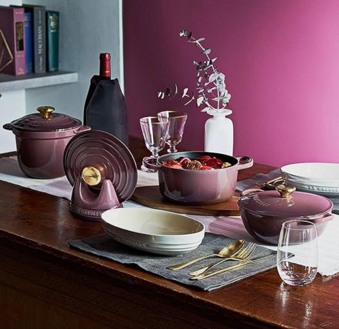 新品♡LE CREUSETココット・ロンド18フィグ希少『ゴールドノブ』限定色