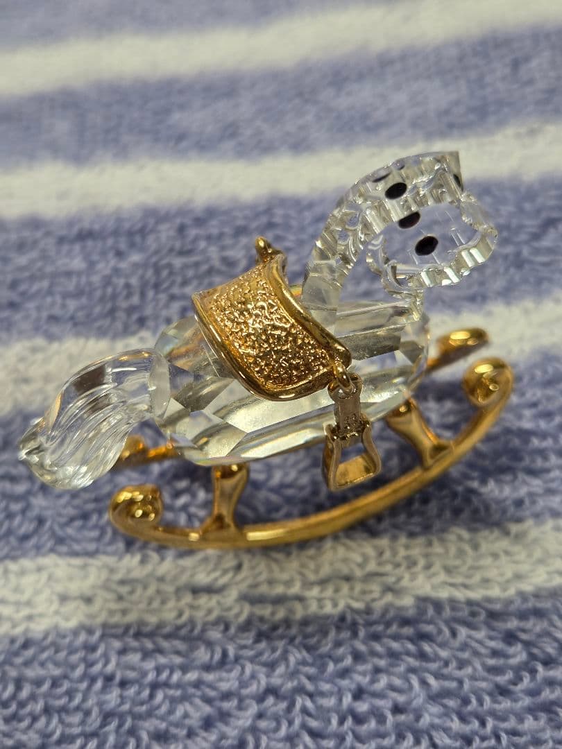 スワロフスキー　木馬・ケーキ・プレゼント　置物　クリスマス