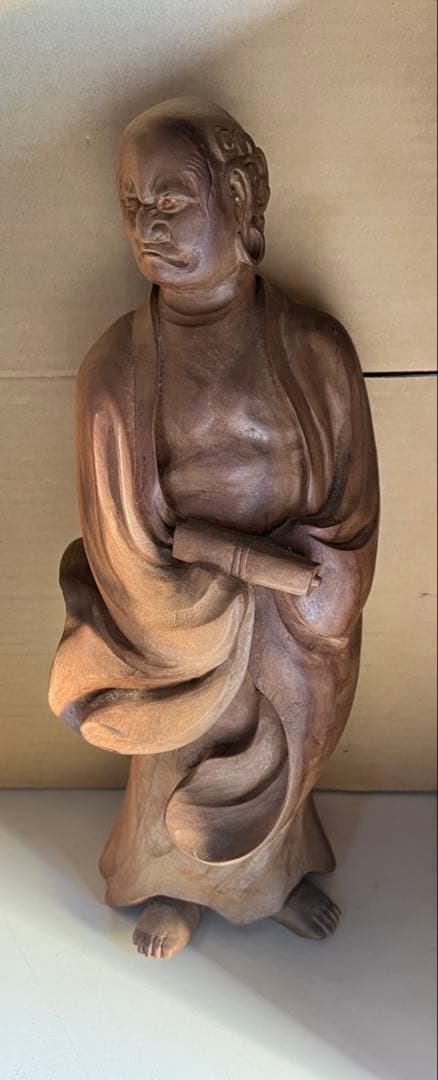仏像　木彫仏像　伝統的な木製彫刻 置物