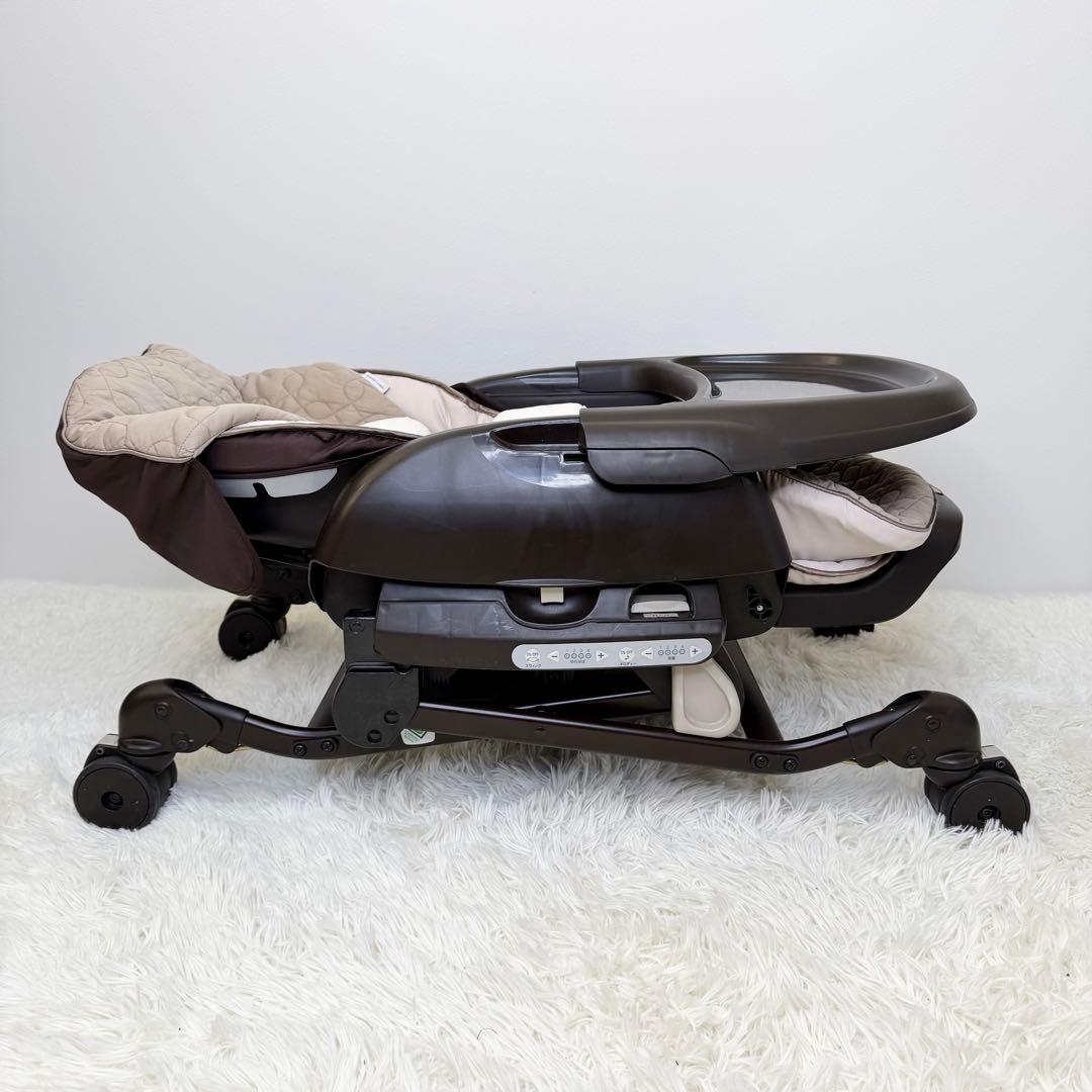 美品 Combi CWL ネムリラ AT ホワイトレーベル 電動 ハイローチェア