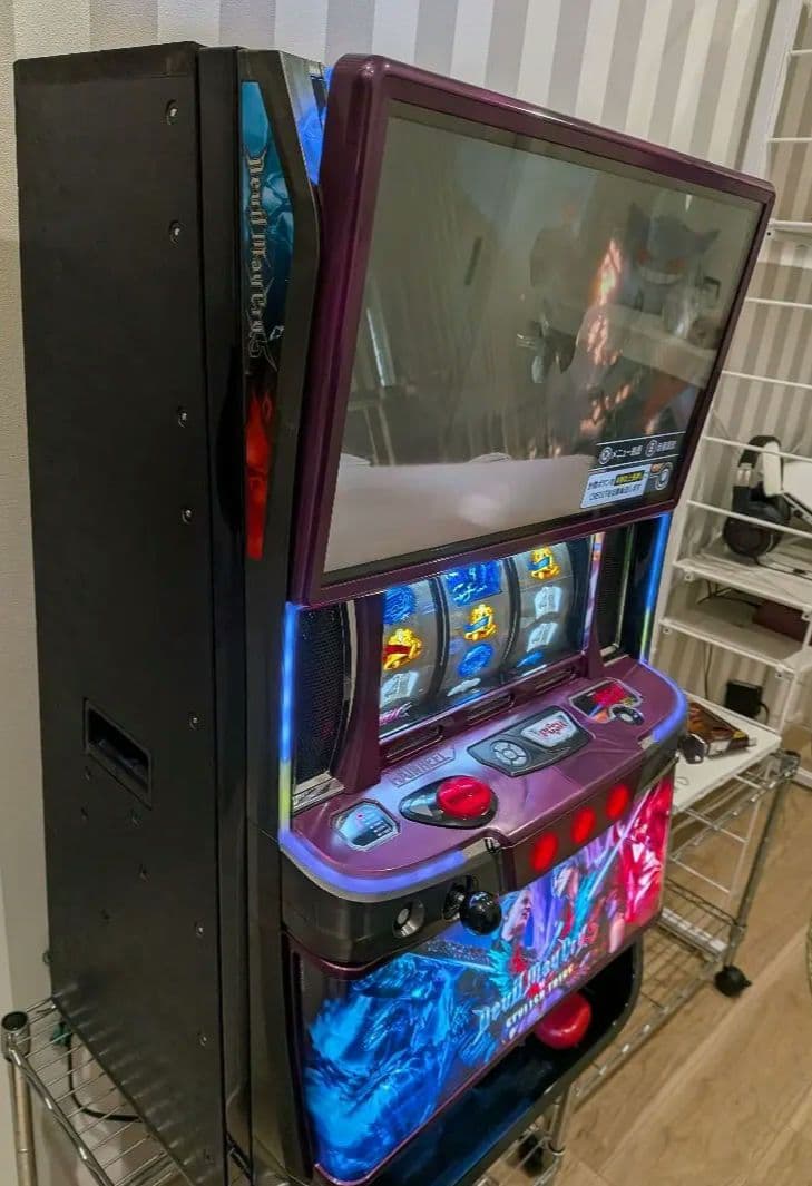 【美品】Devil May Cry 5 【スロット】【デビルメイクライ】
