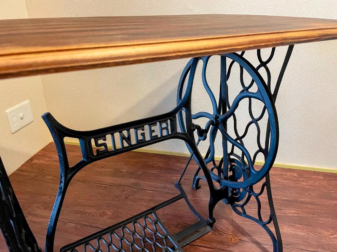 ま*め様 SINGERミシン台アンティークデスク