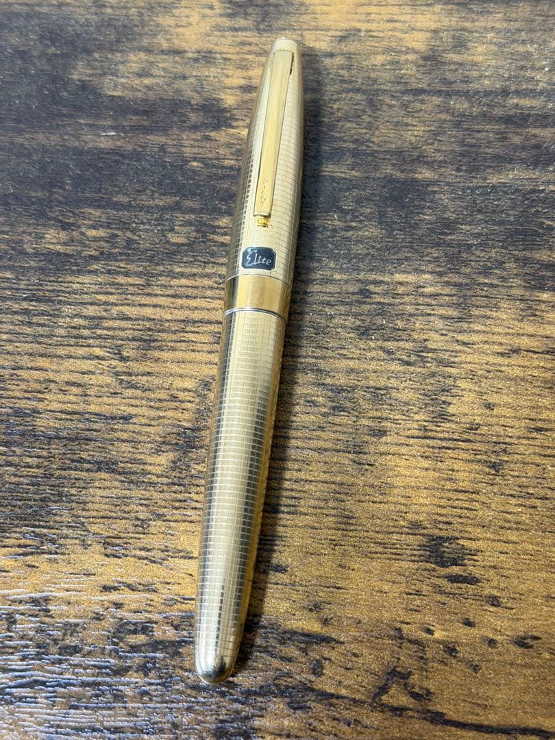 1960年代　14金張　エリート　ペン先18金　パイロット　万年筆　F