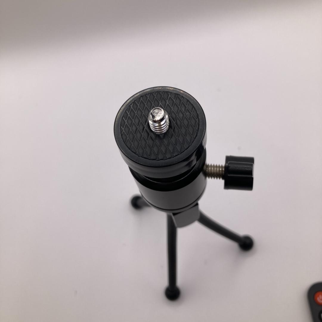 【美品】スマホ型プロジェクター　KABENI　カベーニ UENO-mono