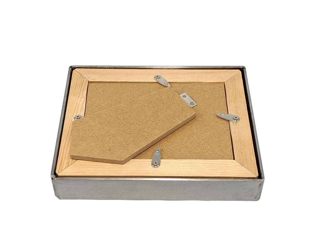 ステンレス製　フォトフレーム　丸鋲打ち　L版サイズ