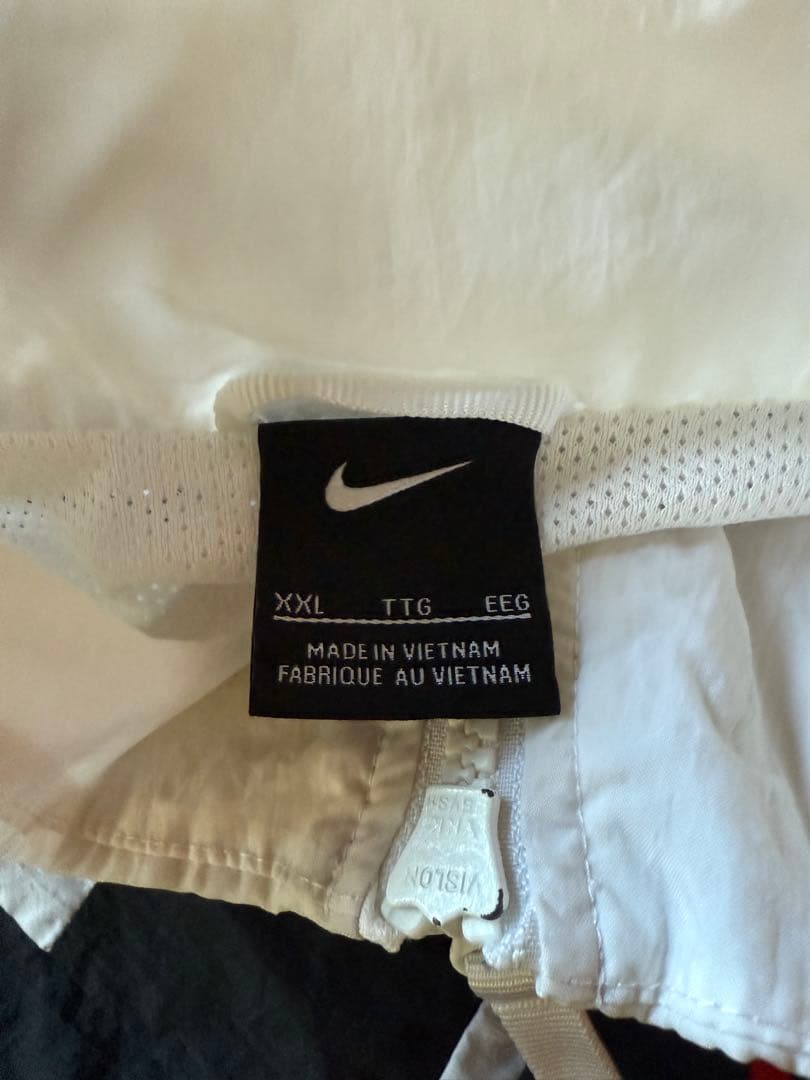 Nike ナイロンジャケット XXL ホワイト/レッド/ブラック　セットアップ