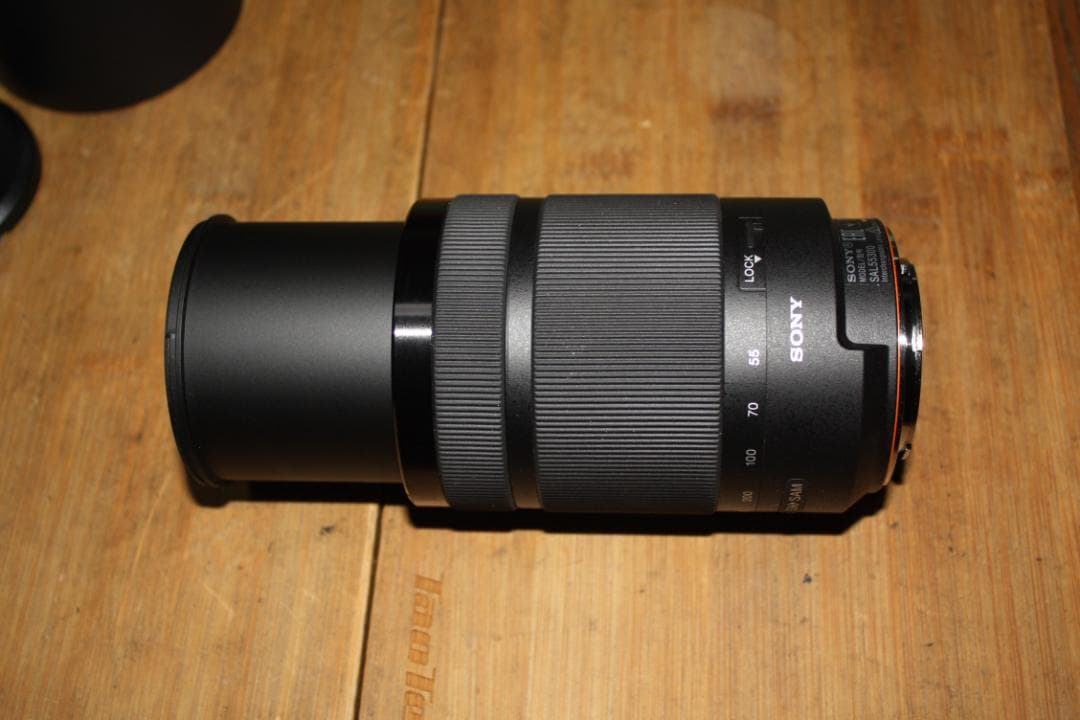 SONY DT 4.5-5.6 / 55-300 SAM フード、前後キャップ