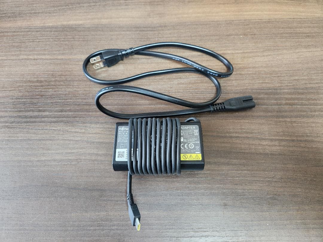 美品 LIFEBOOK UH WU2/H1 i5-1335U 8G Office