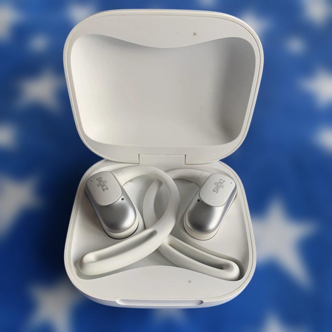 SHOKZ 骨伝導イヤホン ホワイト 充電ケース付き
