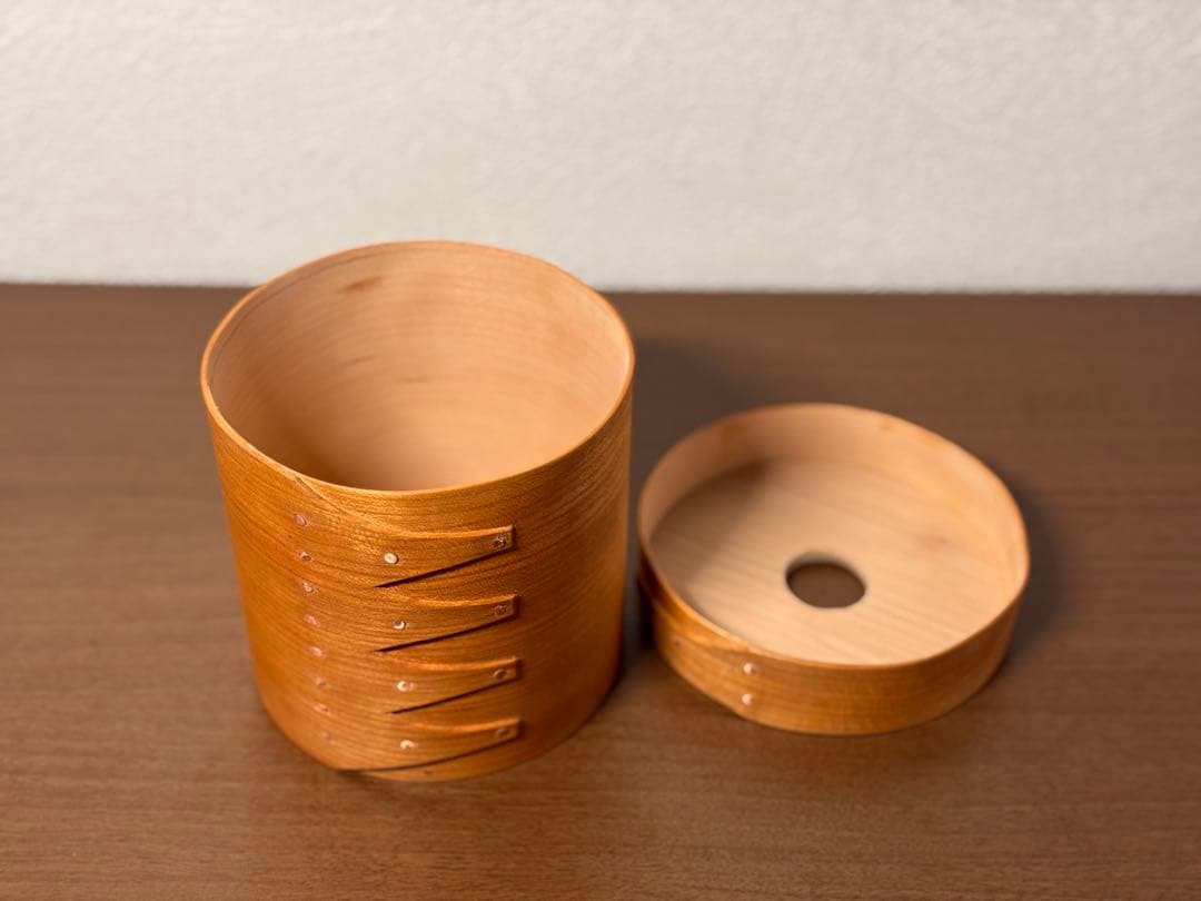 【専用】シェーカーラウンドテッシュボックス ブラックチェリー