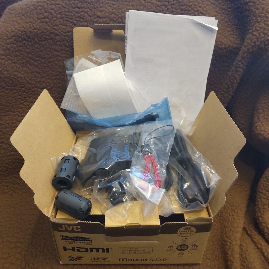 美品訳アリ　JVC GZ-R470-G ビデオカメラ ケンウッド EverioR