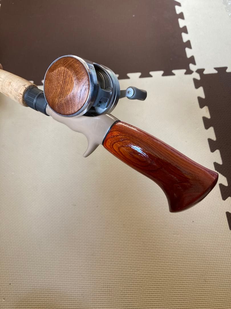 アブ　アンバサダー　SM1600C ウッドパーミングカップ仕様　ウッドノブ　希少