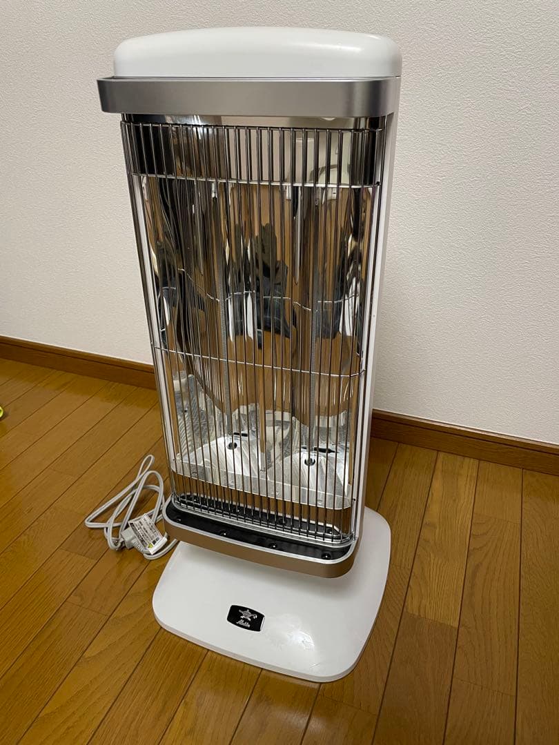 遠赤グラファイトヒーター　アラジン　CAH-2G10E-W