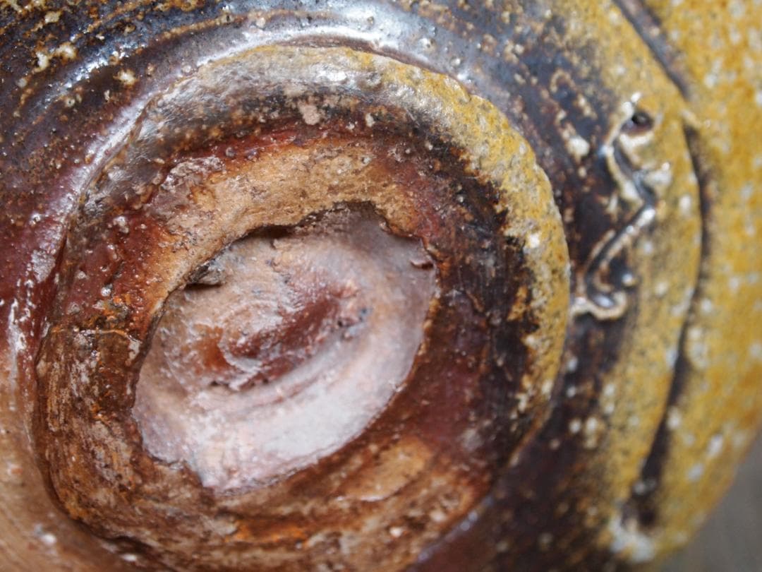 隠崎隆一【師：人間国宝　伊勢崎淳】★備前≪窯変≫茶碗★共箱・布