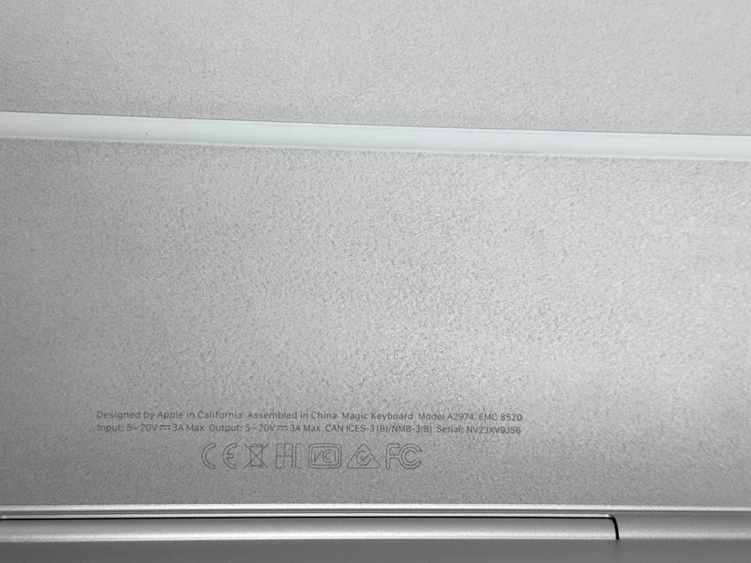 美品　USキー　英語　Magic Keyboard iPad Pro 13 M4