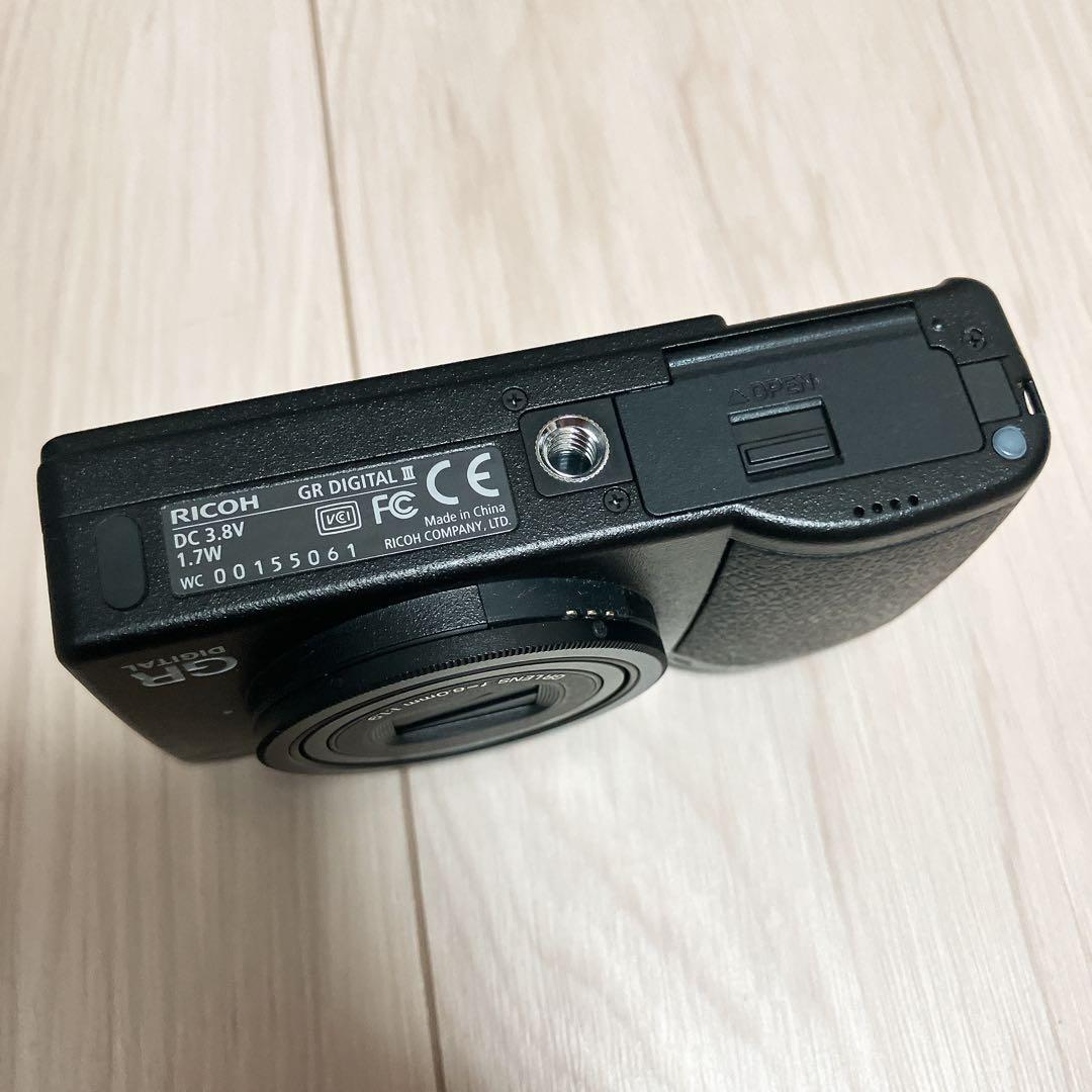 RICOH GR DIGITAL Ⅲ 専用ケース付き