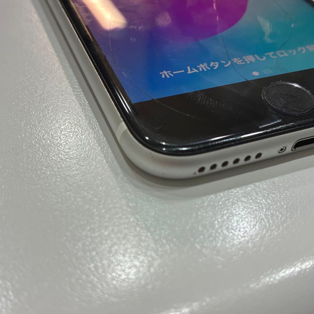 Apple iPhone SE (第2世代) (ホワイト)64GB SIMフリー