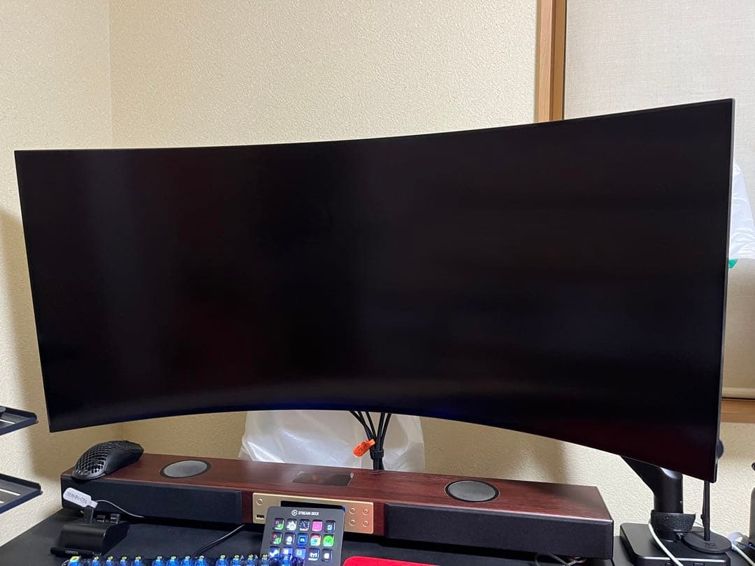 LG UltraGear OLED 45GX950A-B / 5K2Ｋ