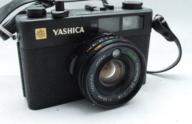 ☆★YASHICAカメラ★☆ヤシカ ELECTRO35 CC  ブラックケース付